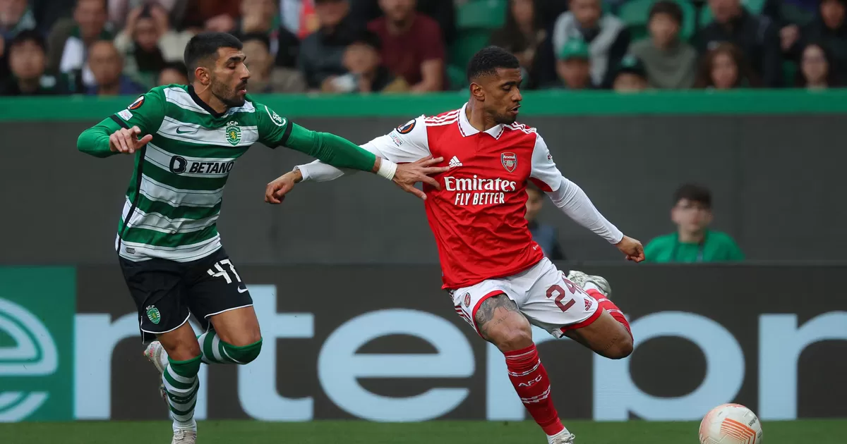 Arsenal empató 2-2 con Sporting Lisboa por la ida de octavos de la Europa League