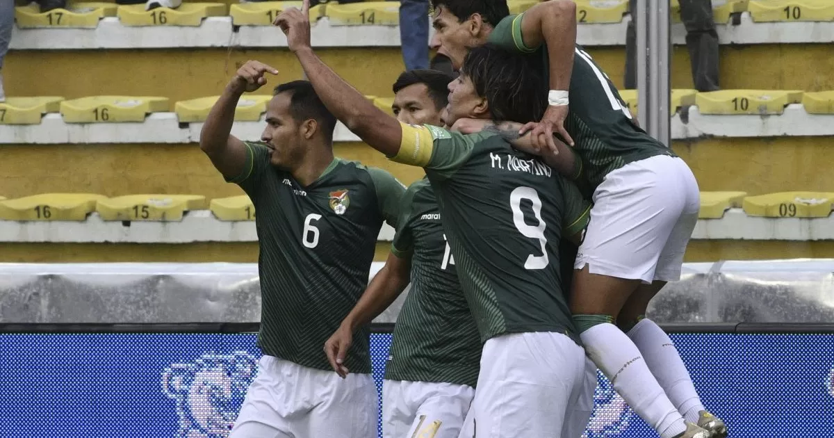 Bolivia goleó 3-0 a Uruguay y sigue soñando con la clasificación a Qatar 2022