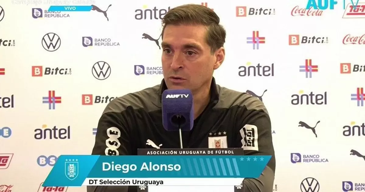 Diego Alonso, DT de Uruguay: 