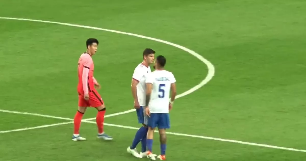 Heung-min Son separated two Chilean players who said everything to each other.
