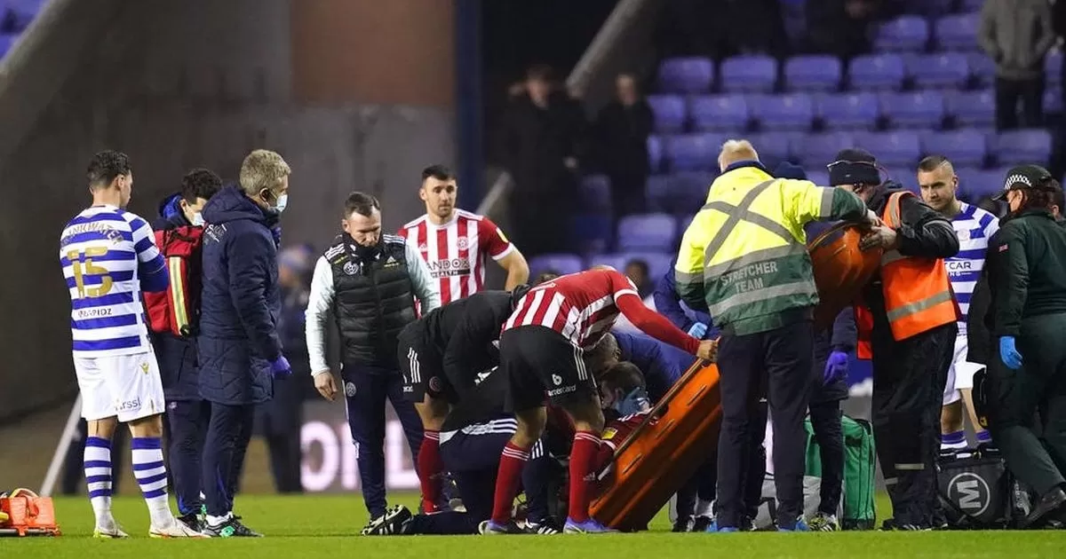 Inglaterra: John Fleck se desplomó y fue reanimado en pleno partido del Sheffield