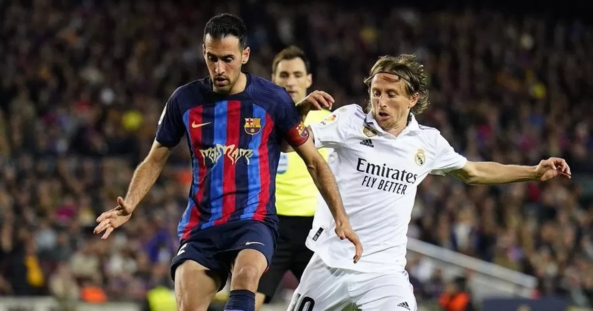 Luka Modric elogió a Sergio Busquets que anunció su salida del Barcelona