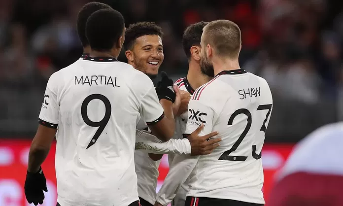 Manchester United Jadon Sancho Anot Golazo De Volea En El Ante El