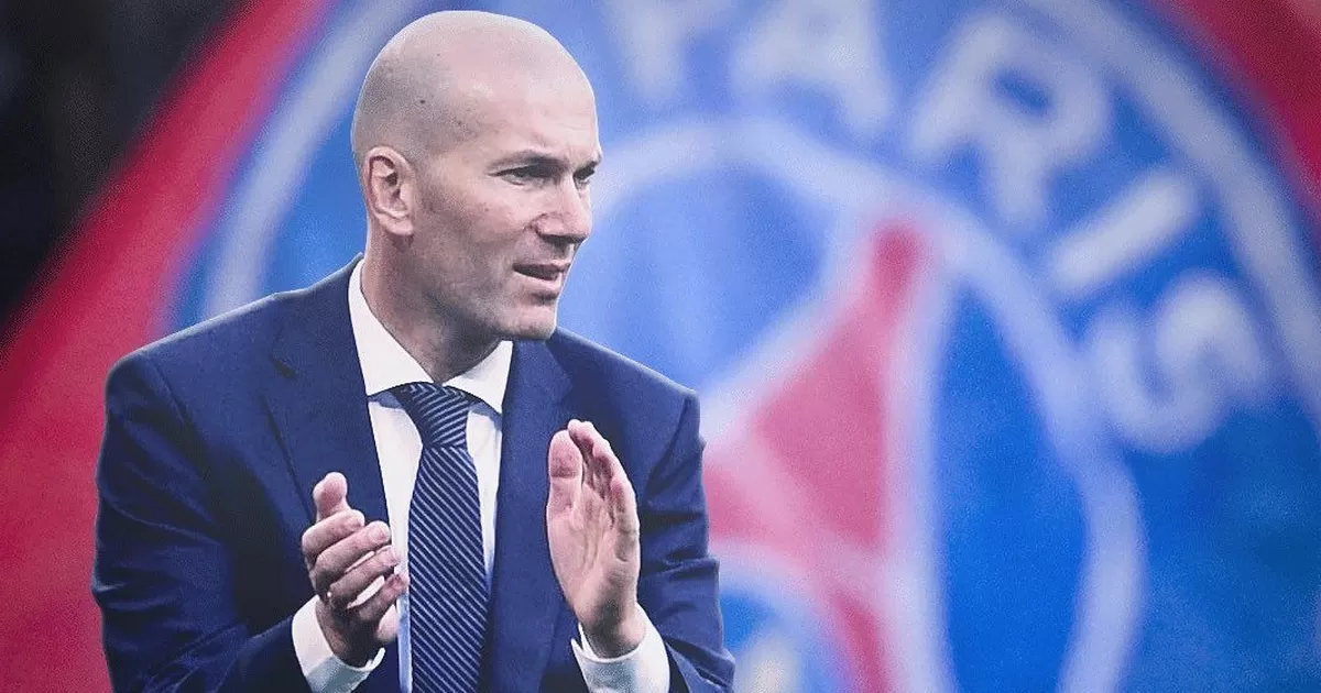 Zinedine Zidane está en negociaciones con el PSG, afirma prensa francesa