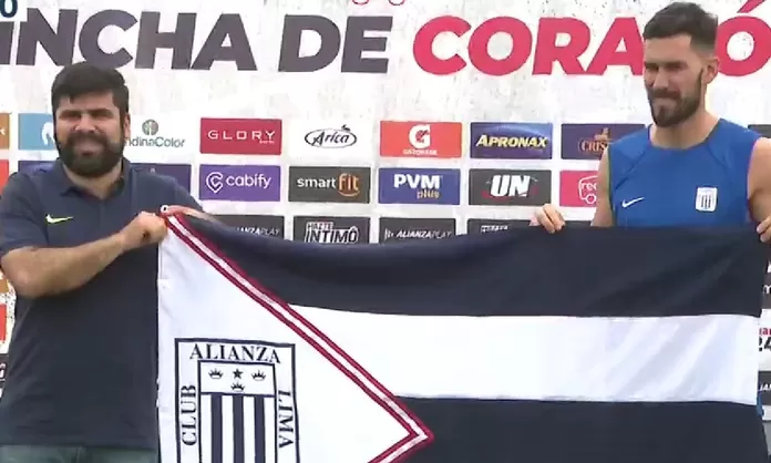 Alianza Lima presentó al defensa argentino Santiago García América