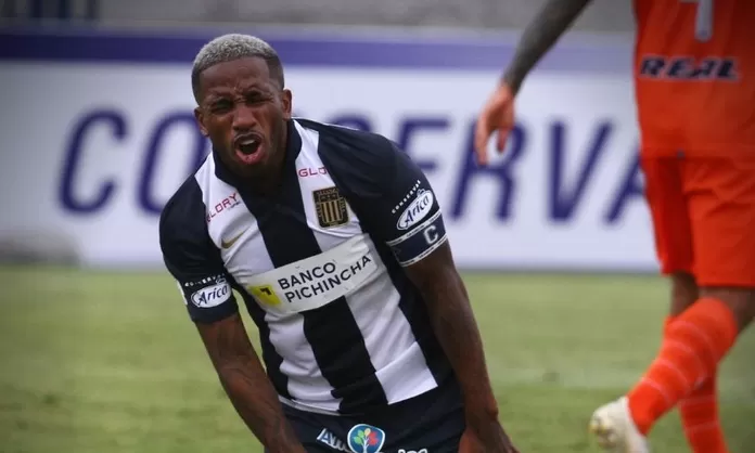 Alianza Lima vs Universitario Jefferson Farfán anunciará su retiro