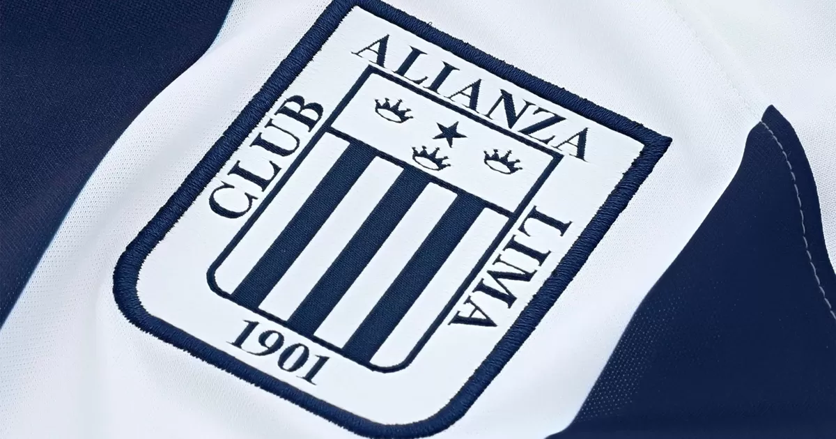 ¿Cambió en el diseño? Hinchas notaron un nuevo detalle en la camiseta de Alianza Lima