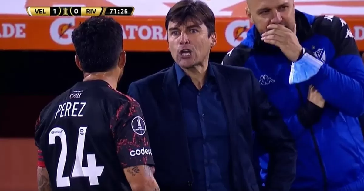 Copa Libertadores: El picante cruce entre el DT de Vélez y Enzo Pérez