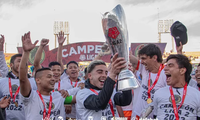 Cusco Fc Se Coron Campe N De La Liga Y Recibi Trofeo Con Letras