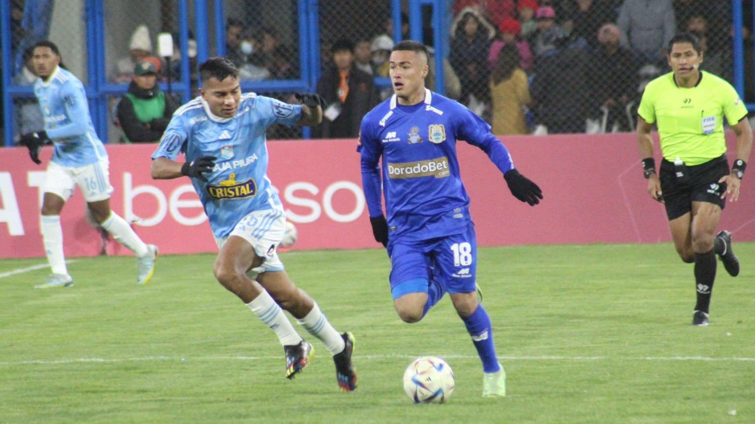 Sporting Cristal remontó y venció 3 2 a Cusco FC y escaló al tercer