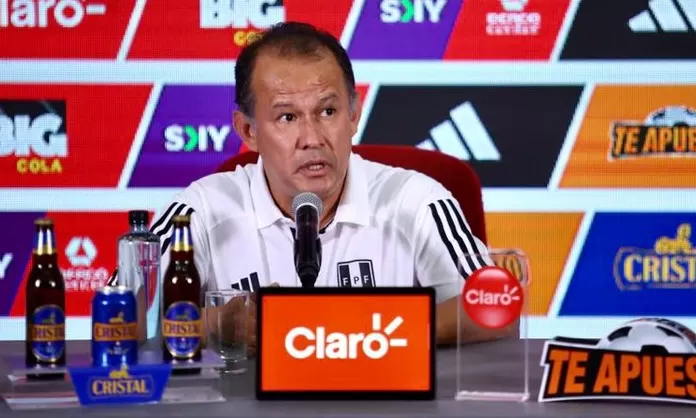 Selección peruana Juan Reynoso explicó las ausencias de Carlos