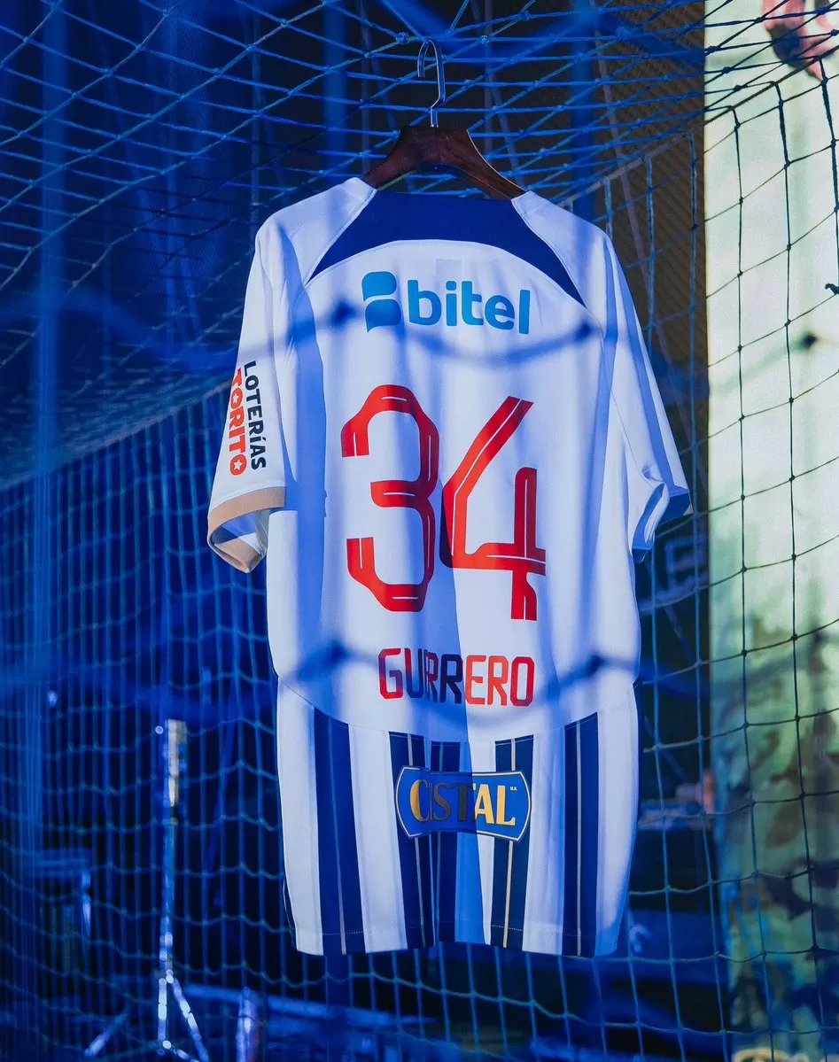 Paolo Guerrero lucirá la número 34 en su dorsal en Alianza Lima. | Foto: Alianza Lima.