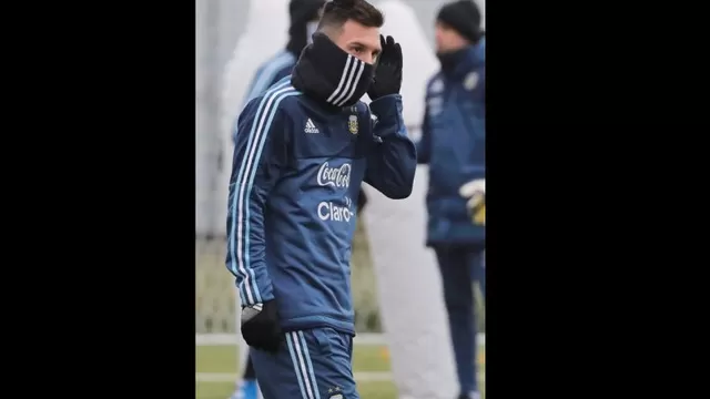 Argentina: Messi entrenó con bufanda y guantes en Moscú para jugar con Rusia-foto-5