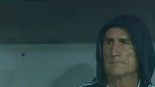 El rostro de Bauza tras el 2-0 de Venezuela sobre Argentina.-foto-1