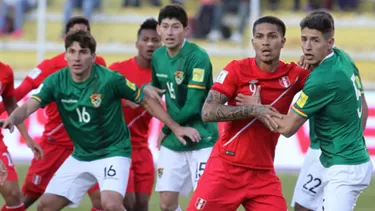 Per&amp;uacute; cay&amp;oacute; 2-0 en la cancha ante Bolivia en La Paz.