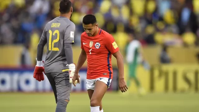 Chile: la tristeza de sus jugadores tras goleada recibida en Ecuador-foto-3