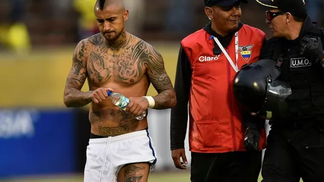 Chile: la tristeza de sus jugadores tras goleada recibida en Ecuador-foto-4