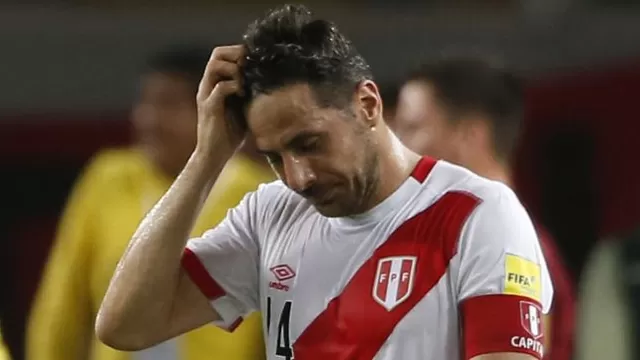 Pizarro no tuvo un buen partido ante Venezuela. (AFP)
