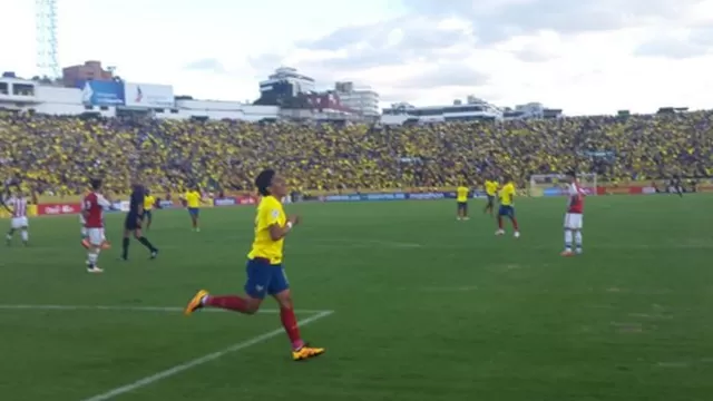 Ecuador logró agónico empate con gol de Mena al minuto 92 ante Paraguay
