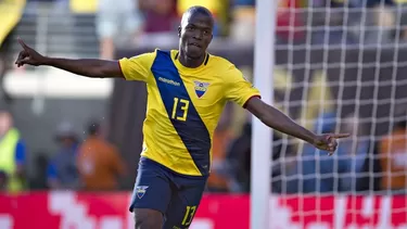 Valencia juega en el Everton de Inglaterra.