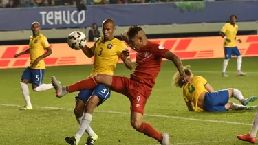 El &#39;9&#39; del Flamengo en la mira de los brasileños. (AFP)