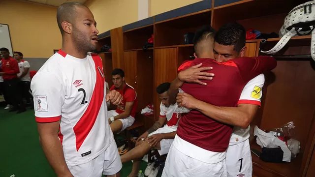 Selección peruana: así festejaron los jugadores en el camerino en Quito-foto-4