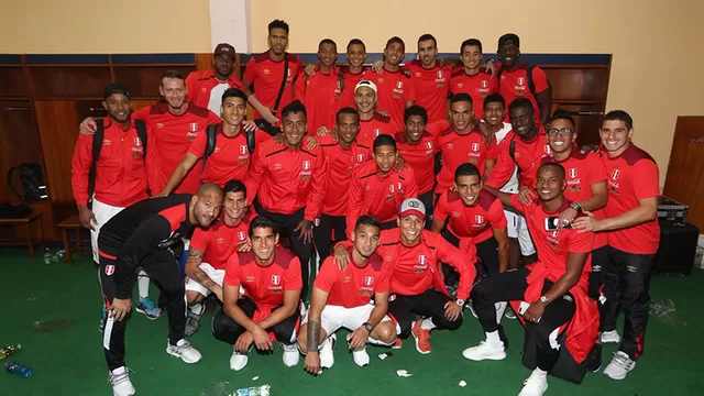 Selección peruana: así festejaron los jugadores en el camerino en Quito-foto-5