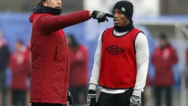 Farfán está evolucionando de su lesión en el tobillo izquierdo. Farfán está evolucionando de su lesión en el tobillo izquierdo.