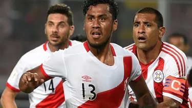 Renato Tapia debut&amp;oacute; como titular en la selecci&amp;oacute;n peruana contra Paraguay.