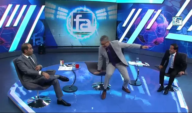 Erick Osores prometió una nueva y épica caída en televisión