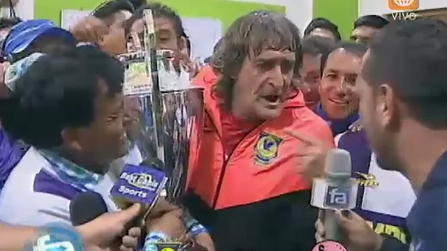 &#039;La Pepa&#039; brome&oacute; al reportero de F&uacute;tbol en Am&eacute;rica.