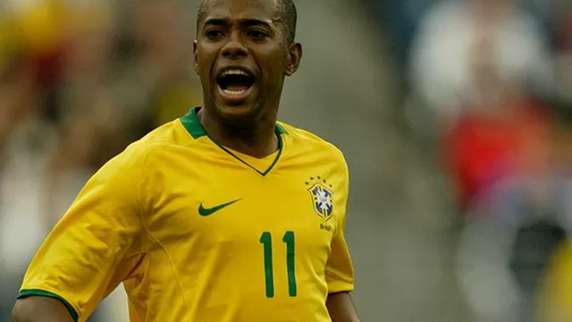 Ronaldinho (Mediocampista - Atl&amp;eacute;tico Mineiro)-foto-3