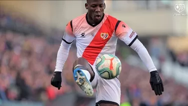 Luis Advíncula fue titular y jugó los 90 minutos del partido. | Foto: Rayo Vallecano