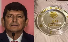 Agustín Lozano ofrece disculpas por trofeo del Torneo Apertura entregado a Melgar - Noticias de phil-jagielka