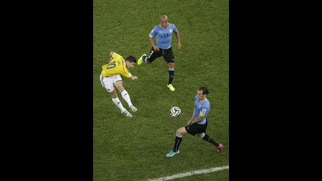 Al detalle: revive el primer golazo de James Rodríguez a Uruguay-foto-3