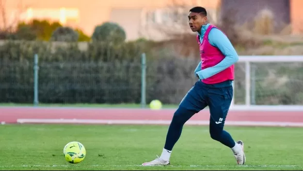 Aldair Fuentes fuera de los planes del Fuenlabrada: ¿Vuelve a Alianza Lima?