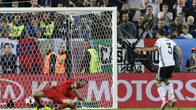 Alemania clasificó a semifinales de la Euro con este penal de Hector