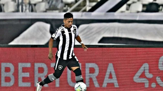 Con Lecaros, Botafogo cayó 2-0 ante Corinthians y se complica con el descenso