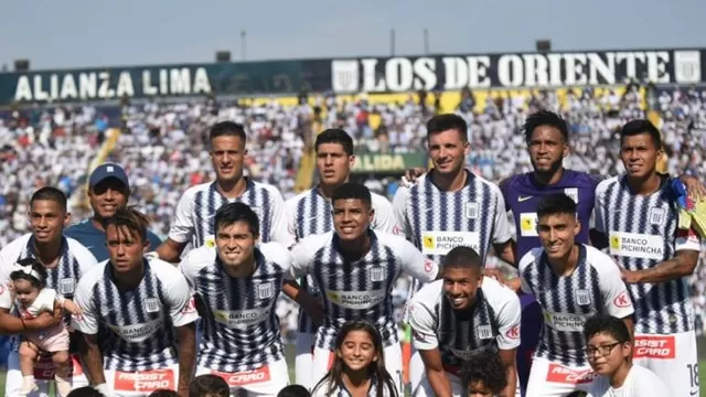 Alianza Lima fue multado por Conmebol debido a insultos al árbitro Wilmar Roldán | Foto: Alianza Lima.