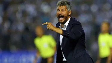 Gustavo Munúa, entrenador uruguayo de 42 años. | Foto: AFP