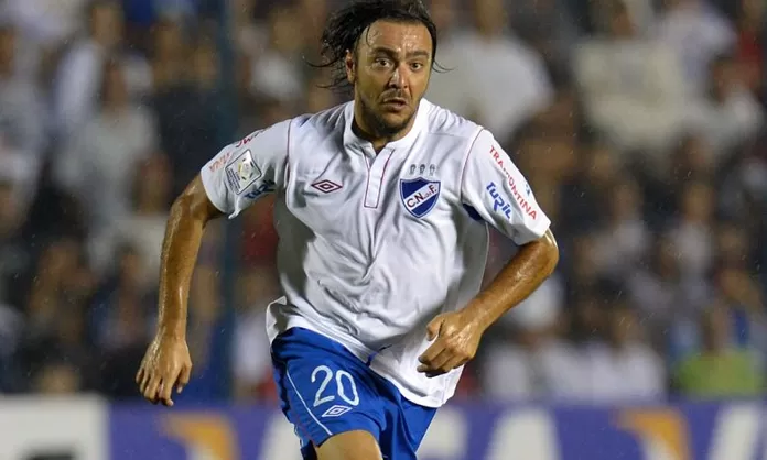 El 'Chino' Recoba es el nuevo entrenador del Nacional de Uruguay