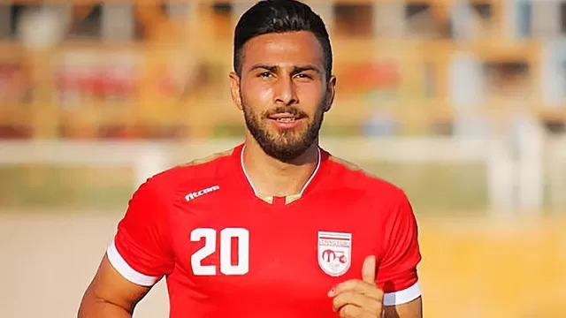 Amir Nasr-Azadani, futbolista iraní de 26 años. | Foto: @FIFPRO