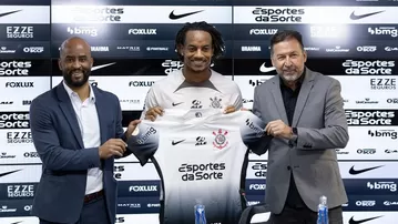 André Carrillo fue presentado oficialmente en Corinthians