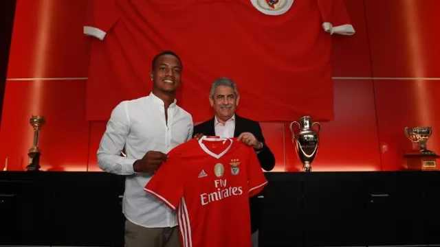 Facebook Benfica-foto-4