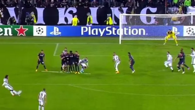 Andrea Pirlo y un maravilloso gol de tiro libre en la Champions League