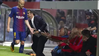Andrés Iniesta sufrió una lesión muscular y será baja en España