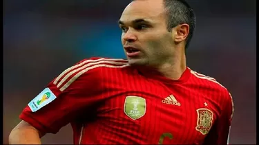 Andrés Iniesta y un sensacional giro para dejar &#39;plantados&#39; a dos rivales