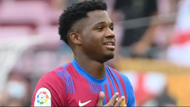 Ansu Fati renovó con Barcelona hasta 2027 con una cláusula de 1.000 millones de euros