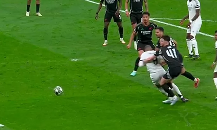 Anulo Árbitro anuló penal de Real Madrid vs Arsenal | América Deportes