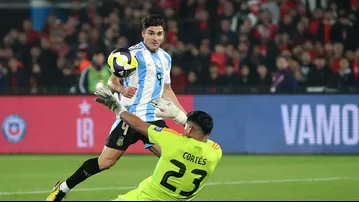Argentina derrotó 1-0 a Chile y lo dejó prácticamente eliminado